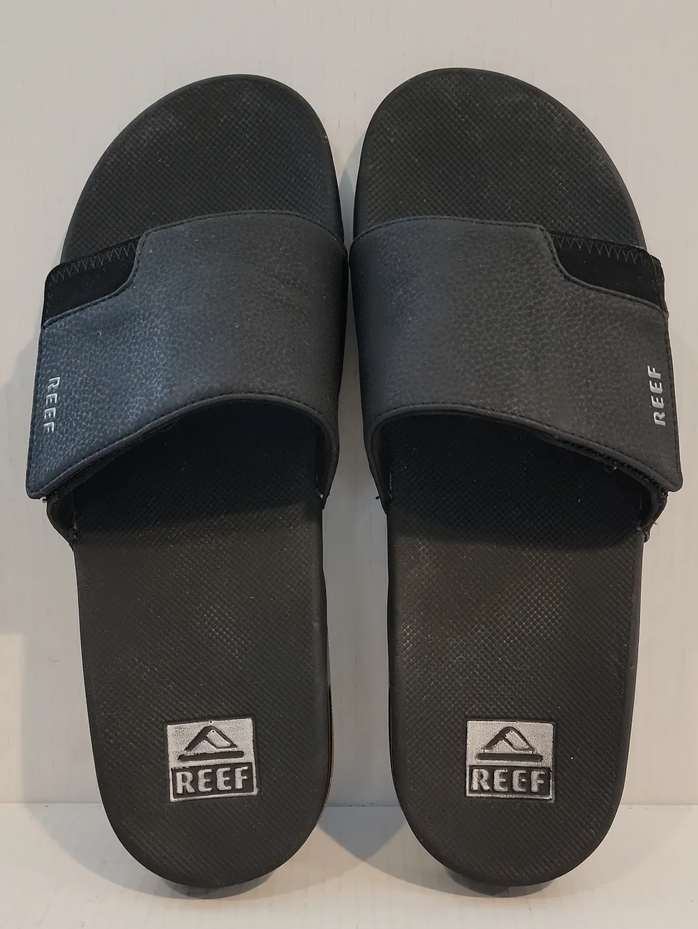 Reef Fanning Men's Black Slide Sandals with Bottle Opener ( sz 14)